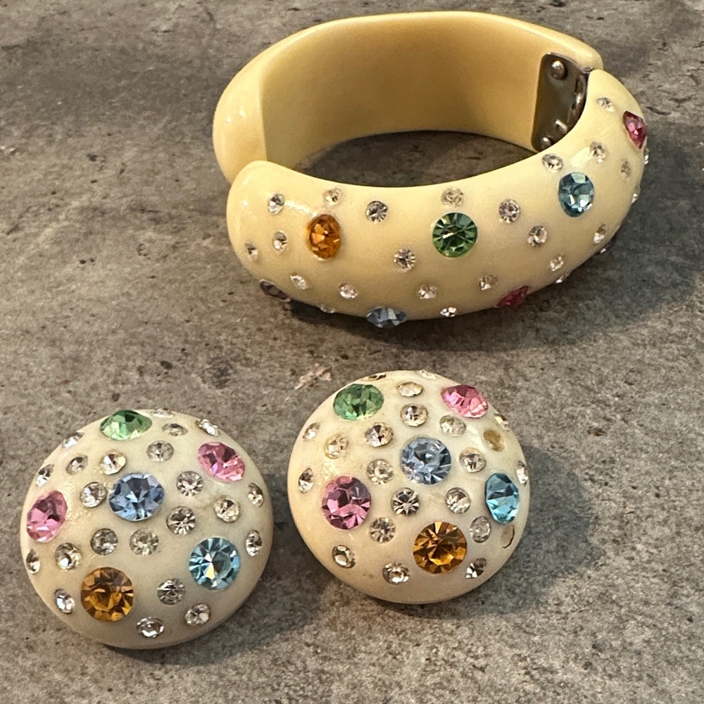 Vintage Cream Bracelet with Multicolor Gems with matching clip on earrings